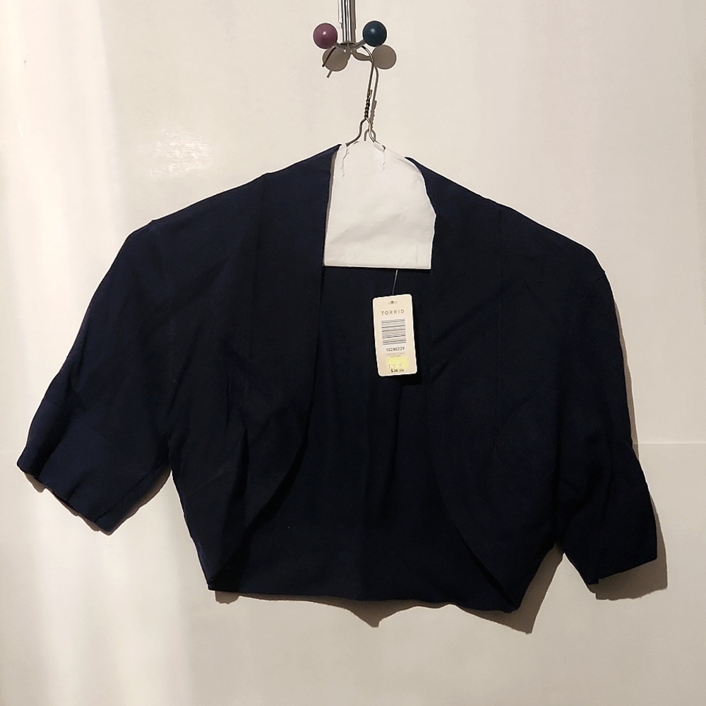 Brand New Torrid Navy Shrug!  Size 0.